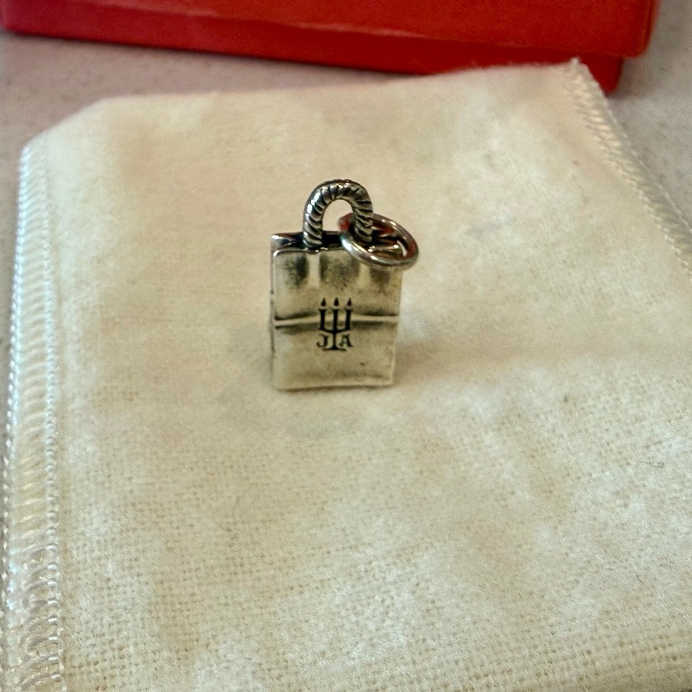 James Avery Shopping Bag (Archives)